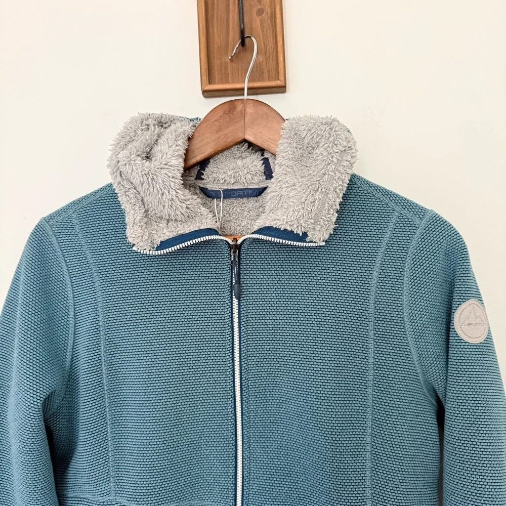 La Sportiva  Ayona Hoodie S Sherpa Fleece Jacket Reversible Teal Blue Climbers - Picture 8 of 15